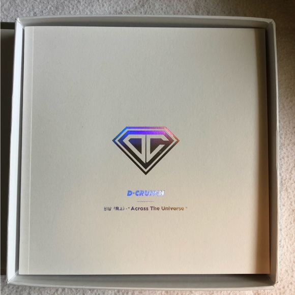 D-Crunch - Across the Universe - K-pop CD Box Set - Picture 4 of 7
